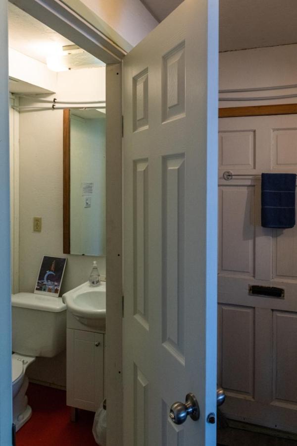 Meadow Suites In Wells Barkerville Exterior photo